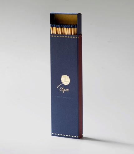 Hygge Navy Extra Long Matches Amber Vanilla 19.5cm