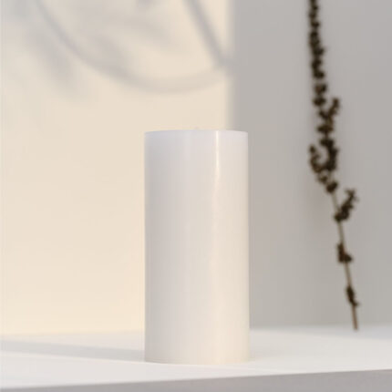 Cylindrical candle 75h Timeless White