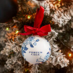 Gold & Blue Christmas Baubles Soap Set 2x110g - Image 2