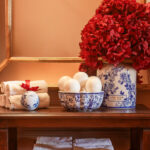 Gold & Blue Christmas Baubles Soap Set 2x110g - Image 4