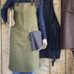Léo Kitchen Apron Khaki - Image 3